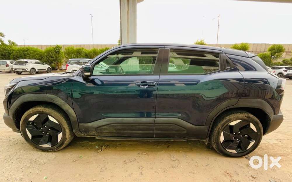Maruti Suzuki Grand Vitara 1.5 Alpha Plus Intelligent Hybrid Ecvt, 2..