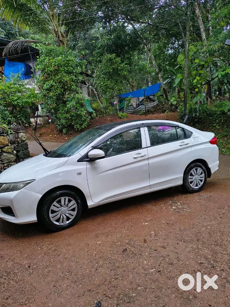 2nd Owner Honda City 2016