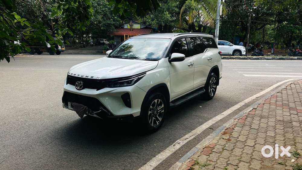 Toyota Fortuner Legender 2022
