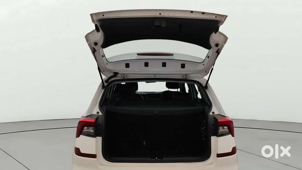 Skoda Kushaq 1.0 Ambition Classic Tsi At, 2021, Petrol