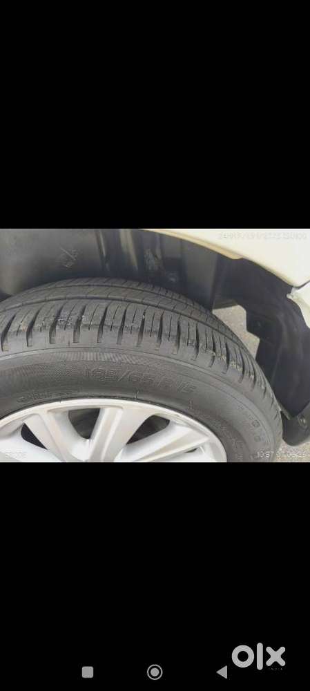 Maruti Suzuki Swift Dzire 1.2 Vxi Bsiv, 2015, Petrol