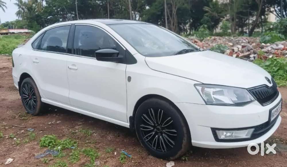 Skoda Rapid 2012 Diesel 120000 Km Driven