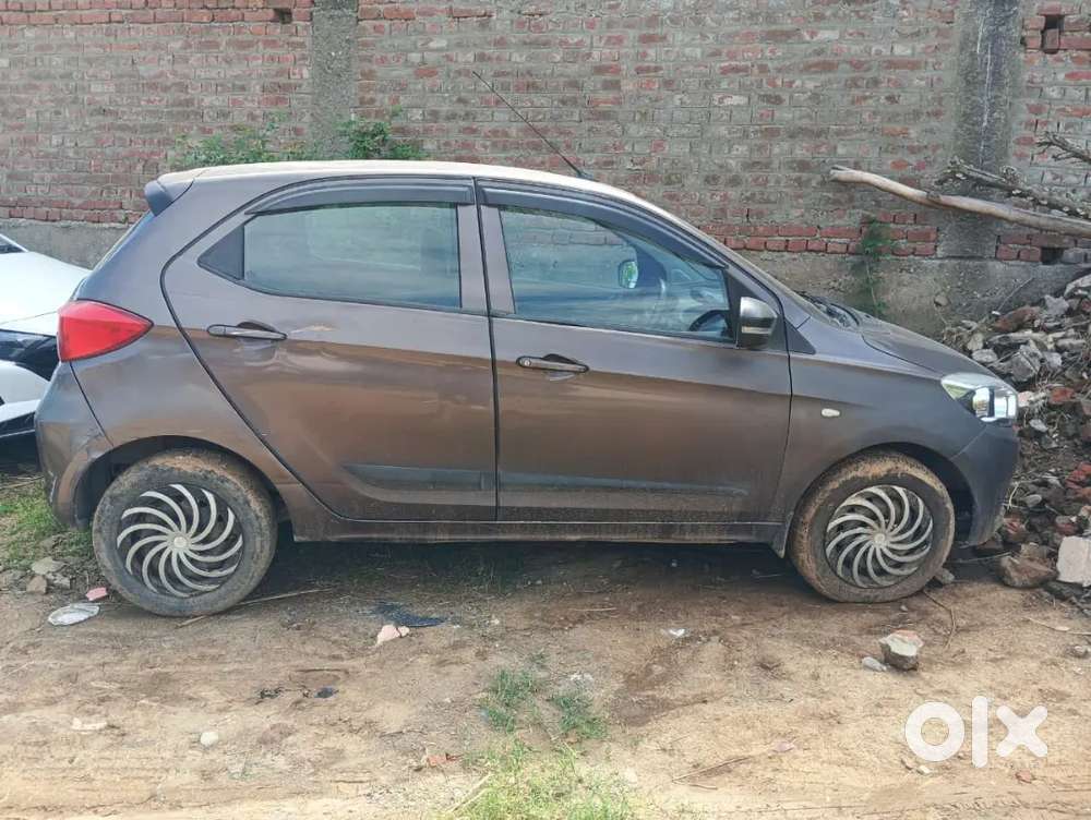 Tata Tiago 2018 Petrol 70000 Km Driven