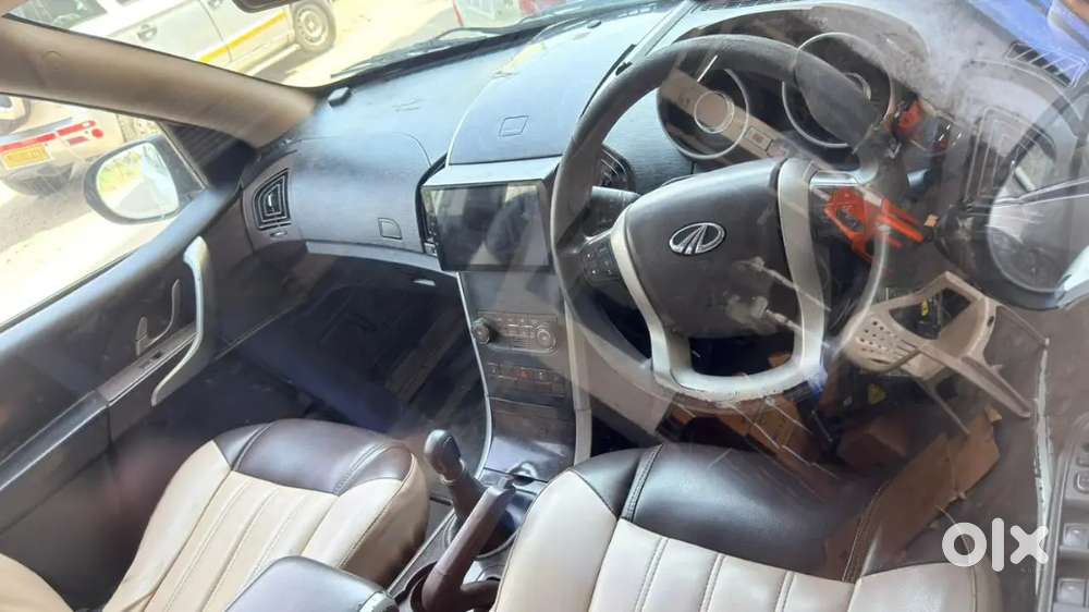 Mahindra Xuv500 2012 Diesel 80000 Km Driven