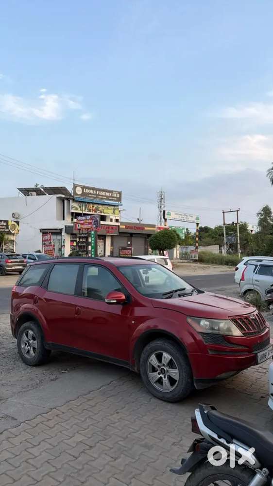 Mahindra Xuv500 2013 Diesel 95000 Km Driven