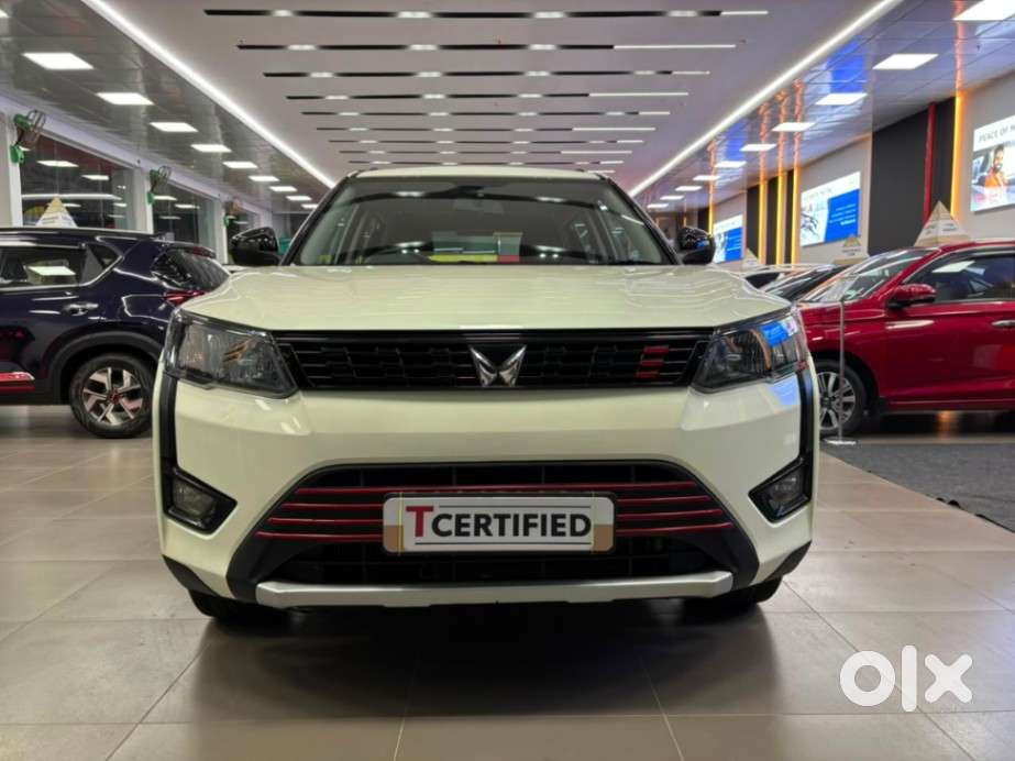 Mahindra Xuv300 W6, 2023, Petrol