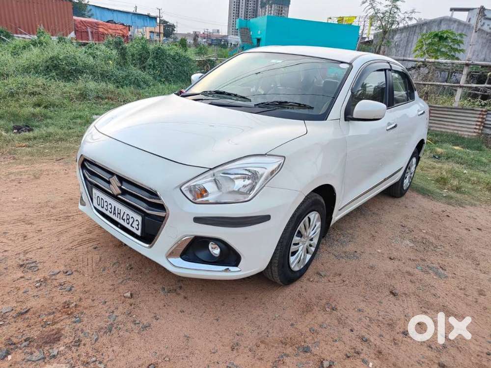 Maruti Suzuki Dzire 1.2 Vxi, 2023, Petrol