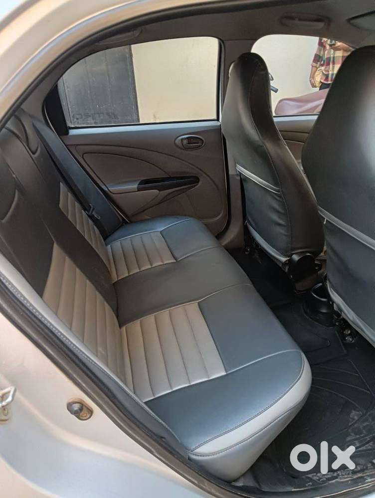 Toyota Etios 2010-2012 G, 2011, Petrol