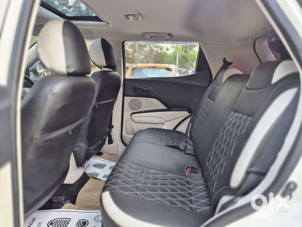 Mahindra Xuv300 W6 Diesel, 2023, Diesel