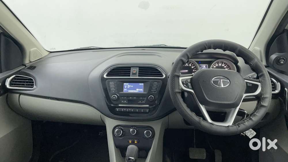Tata Tiago Xza, 2017, Petrol