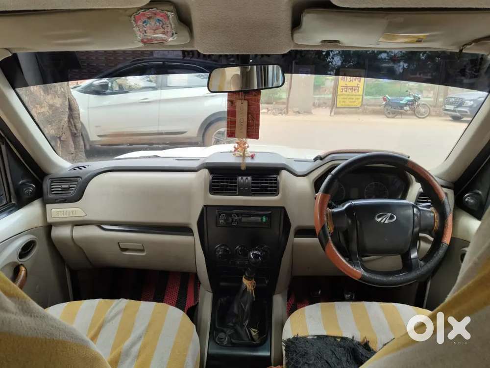 Mahindra Scorpio S2 2015