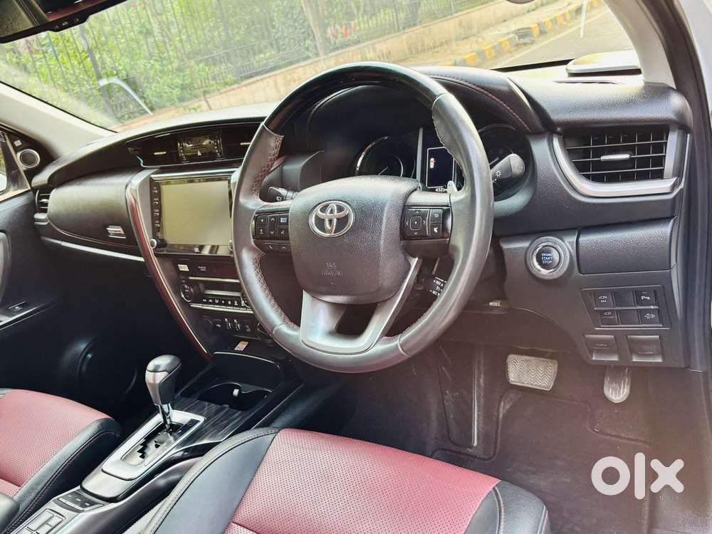 Toyota Fortuner Legender 4x4 At 2.8, 2024, Diesel