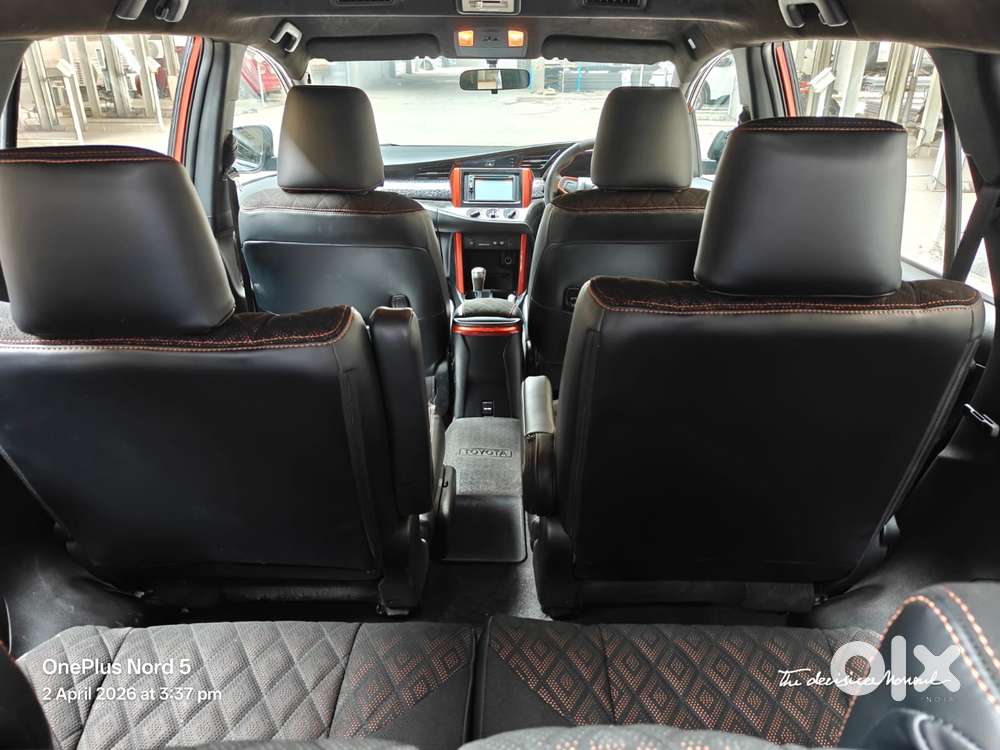 Toyota Innova Crysta 2.8 Gx At 7 Str, 2016, Diesel