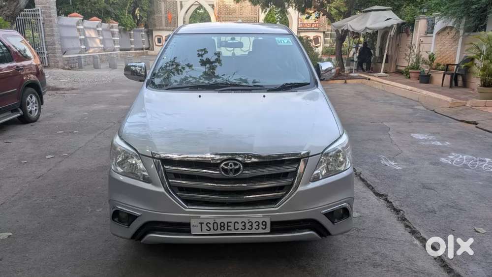 Toyota Innova 2.5 Vx 7 Seater Bs Iv, 2014, Diesel
