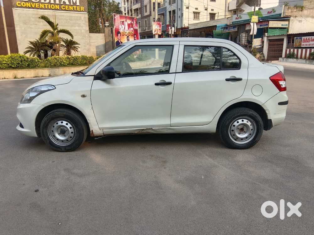 Maruti Suzuki Swift Dzire 1.3 Vxi, 2022, Petrol