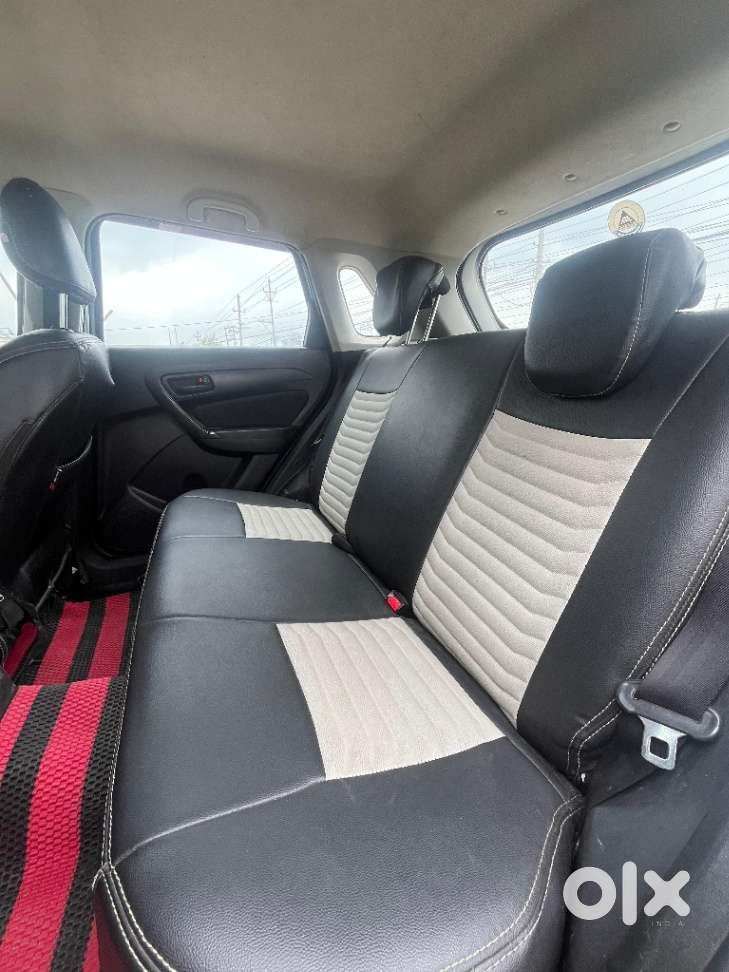 Maruti Suzuki Vitara Brezza 1.5 Vxi, 2022, Petrol