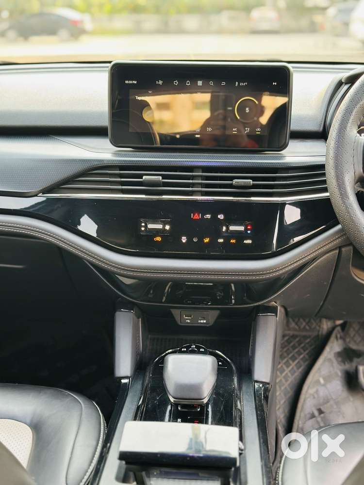 Tata Harrier Xza Dark Edition, 2025, Diesel