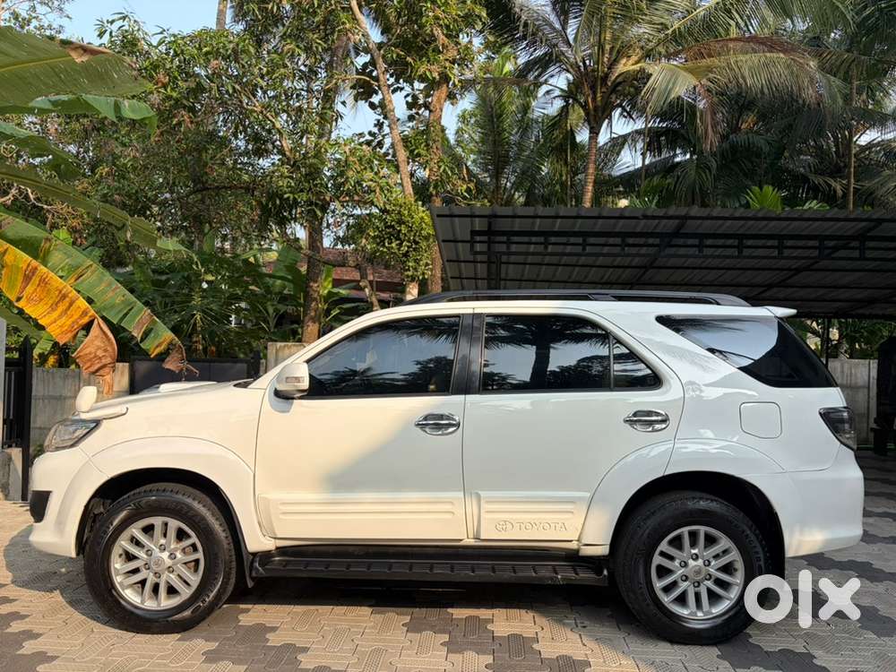 Toyota Fortuner Diesel 2014 At
