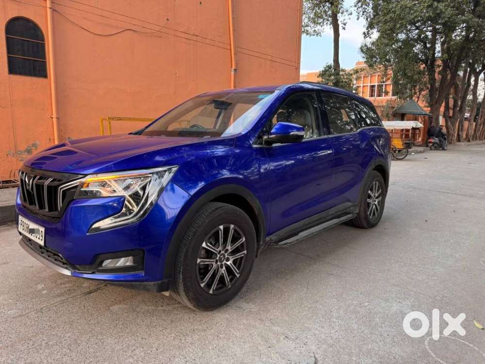 Mahindra Xuv700 2.0 Ax 7 Petrol At Str, 2021, Petrol