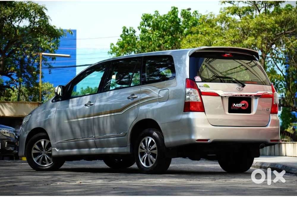 Toyota Innova 2.5 Z Diesel 7 Seater Bs Iv, 2015, Diesel
