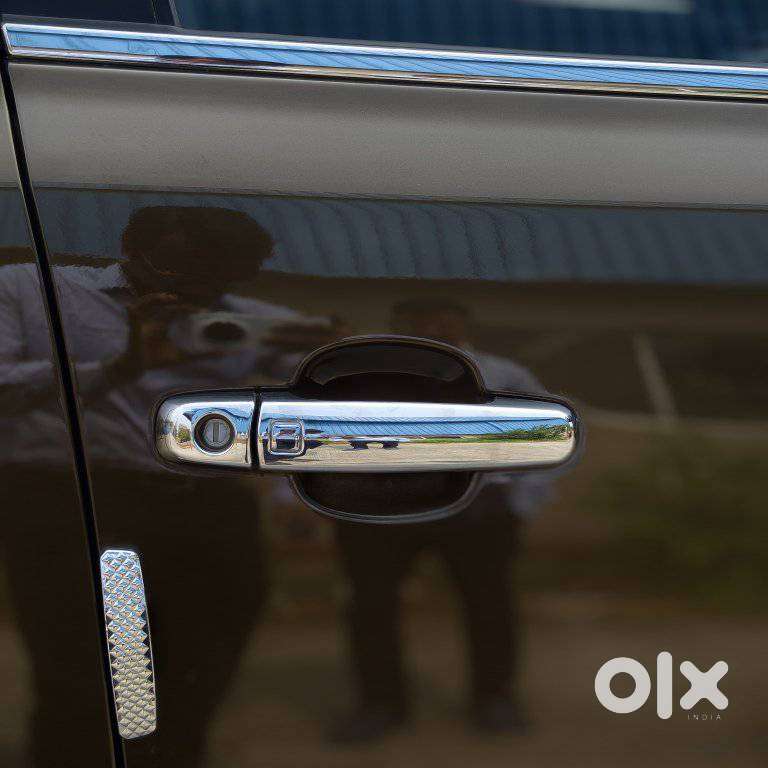 Maruti Suzuki Brezza Vxi At, 2025, Petrol