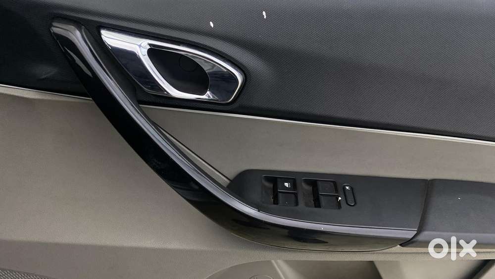 Tata Tiago 1.2 Revotron Xz, 2018, Petrol