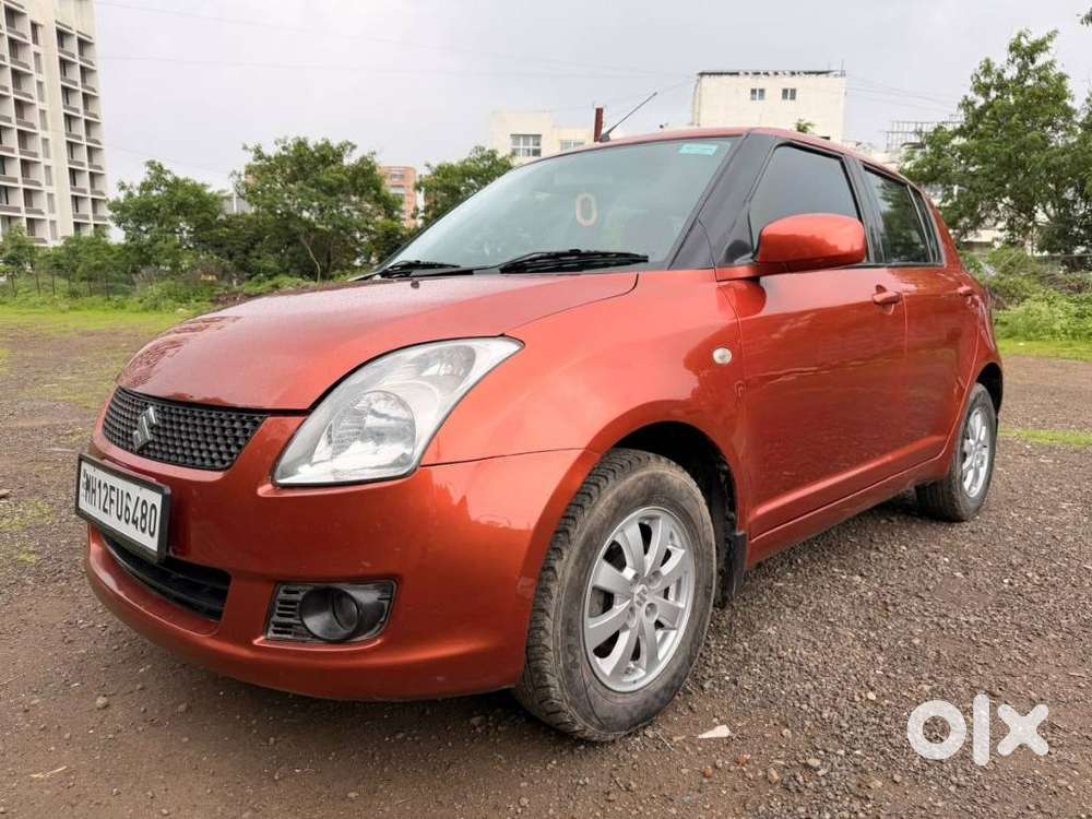 Maruti Suzuki Swift Zxi Bsiv, 2010, Petrol