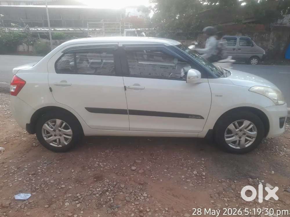 Maruti Suzuki Swift Dzire 2012