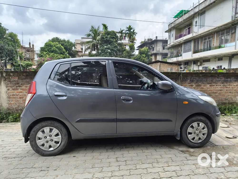 Hyundai I10 Magna 1.2 Petrol Manual 2009  1.12 Lakh Km  2nd Owner
