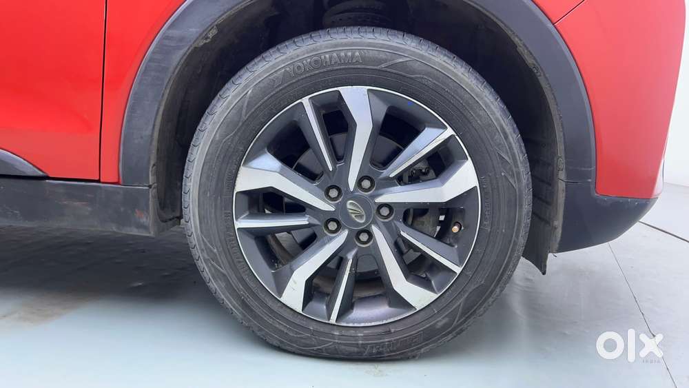 Mahindra Xuv300 W8 Option, 2020, Petrol