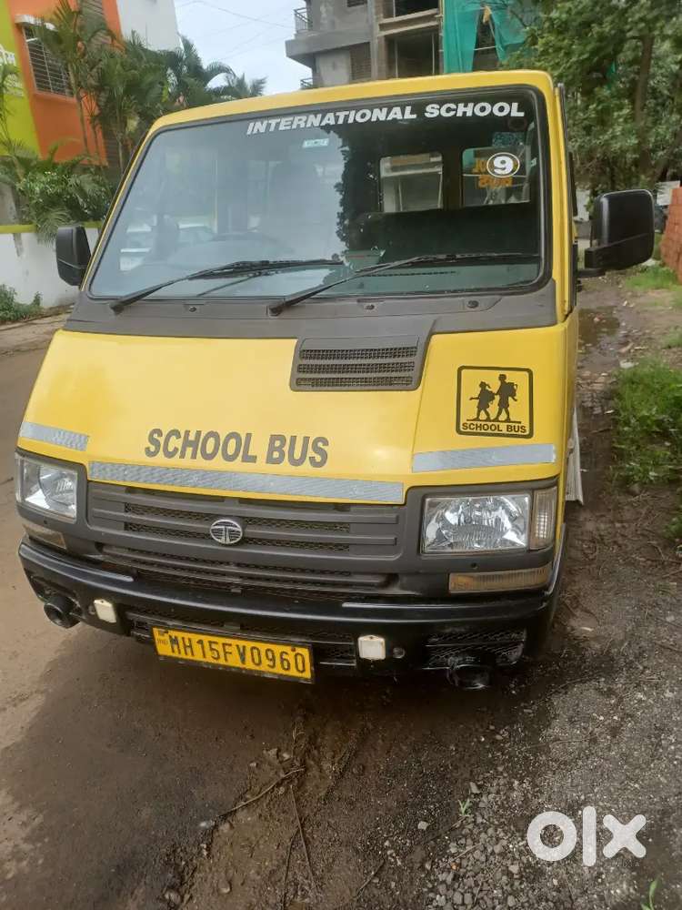 Tata Winger 13+1 school permit bus all paper clear up to March 2027