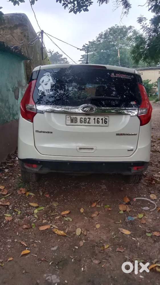Mahindra Marazzo M8 2018 Diesel