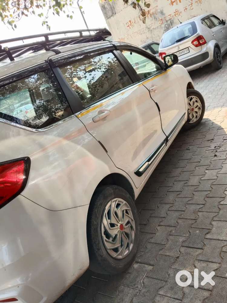 Maruti Suzuki Ertiga 01 Petrol 60000 Km Driven