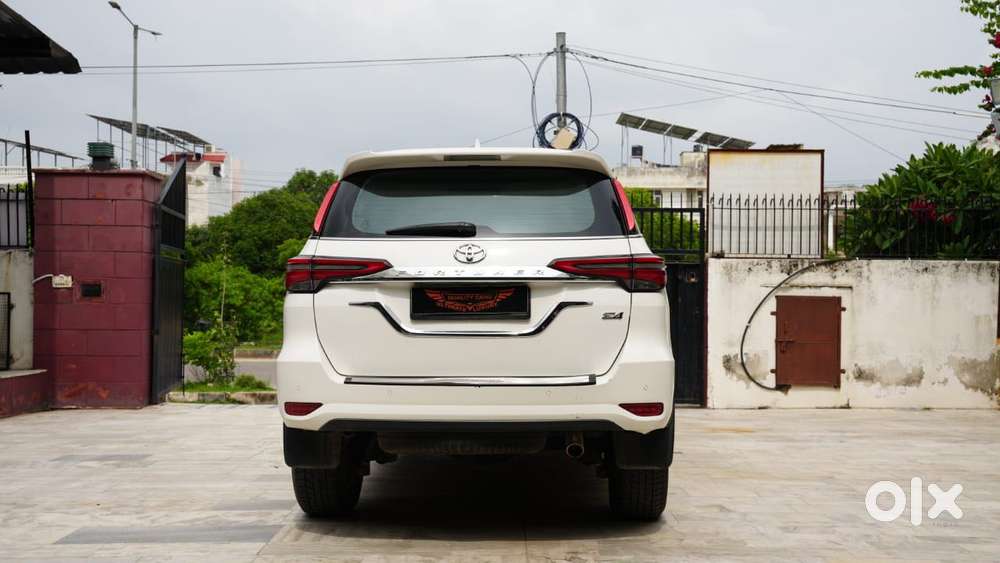Toyota Fortuner 4x4 Mt 2.8 Diesel, 2022, Diesel