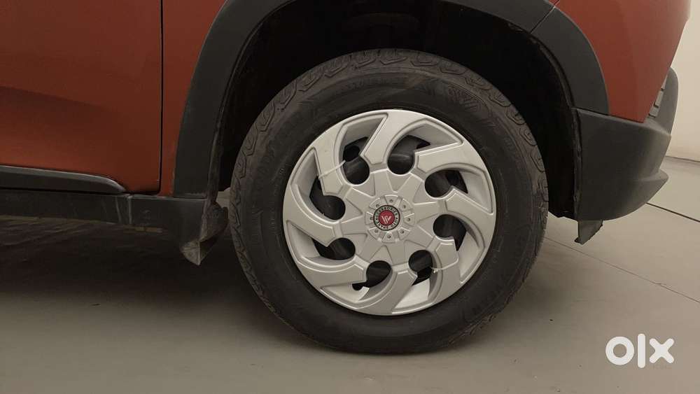 Mahindra Kuv 100 2016-2017 Mfalcon G80 K6 5str, 2016, Petrol