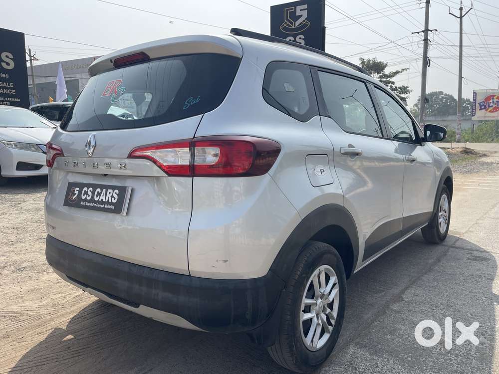 Renault Triber Rxt, 2023, Petrol