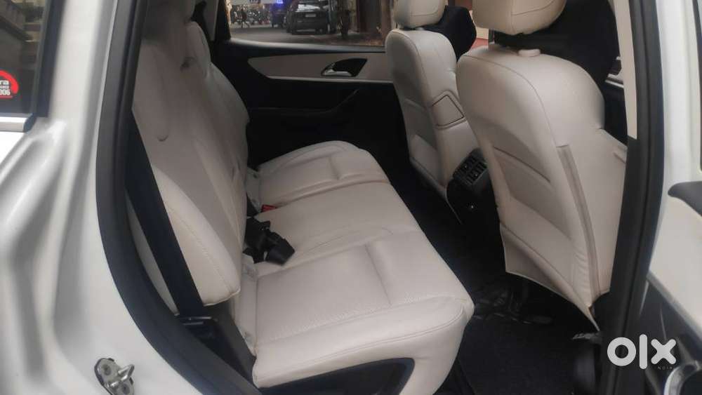 Mahindra Xuv700 2.2 Ax 7 Diesel At Luxury Pack Str, 2024, Diesel