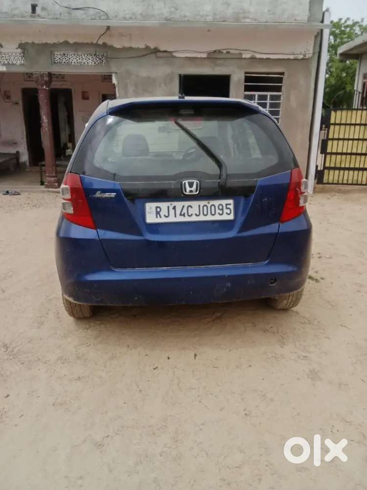 Honda Jazz पेट्रोल 2009 गाड़ी