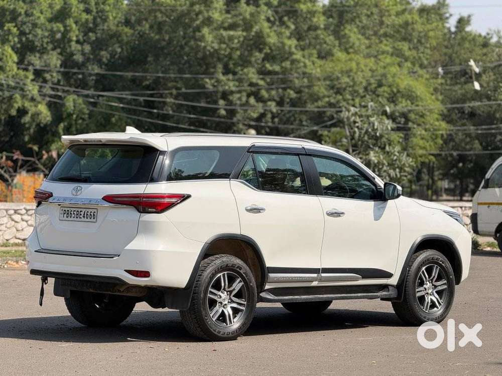 Toyota Fortuner 4x2 At 2.8 Diesel, 2022, Diesel