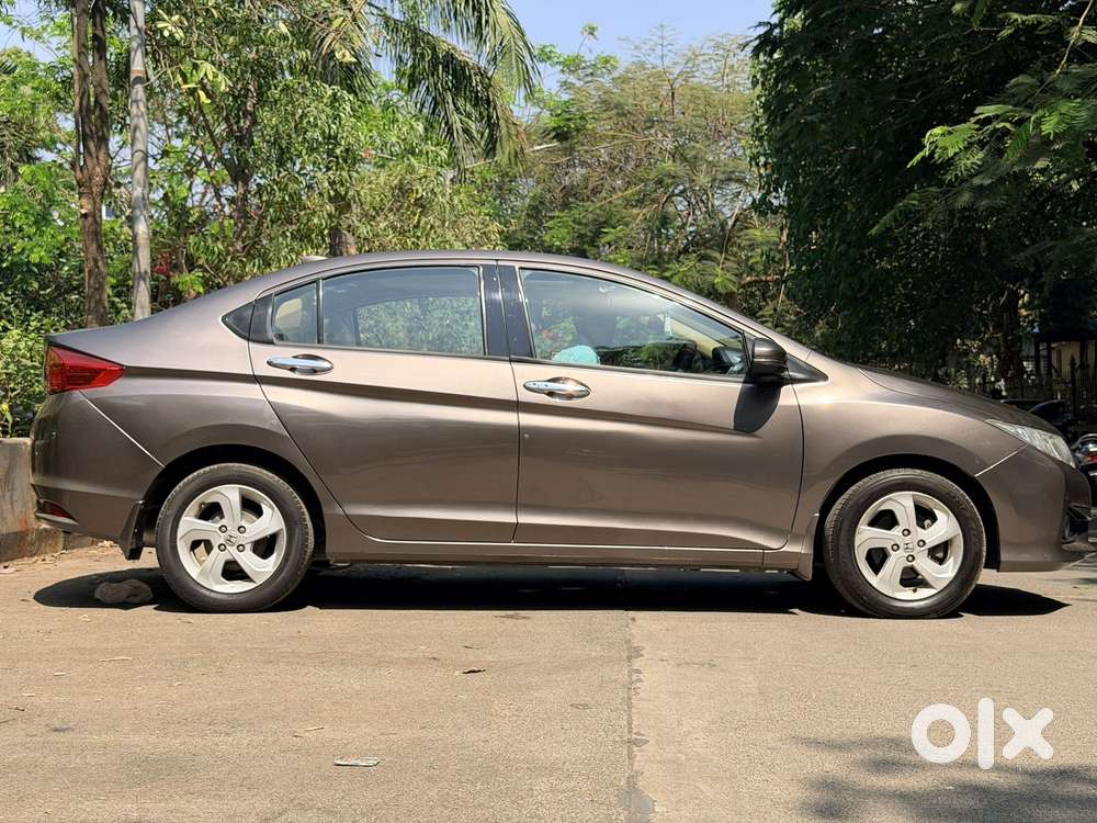 Honda City V Mt Sunroof, 2015, Diesel