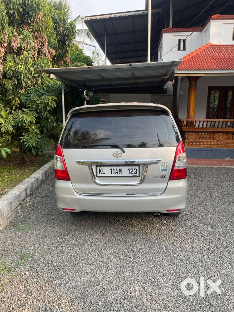 Toyota Innova 2012 Manual