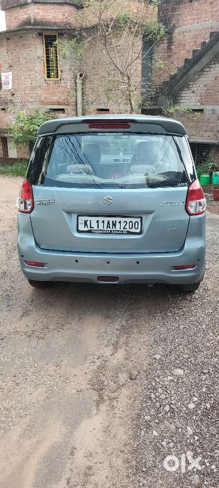 Maruti Suzuki Ertiga 2012 Diesel 121000 Km Driven, Full Paint Done