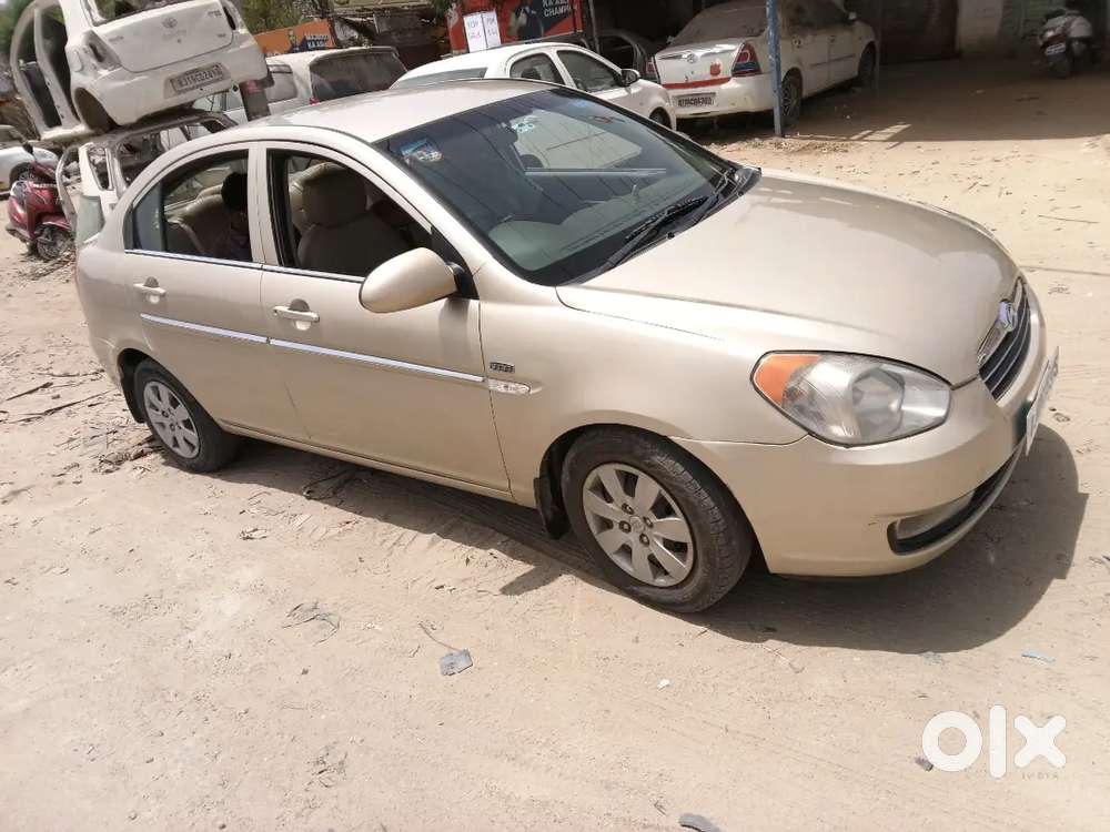 Hyundai Verna 2010 Petrol 81000 Km Driven