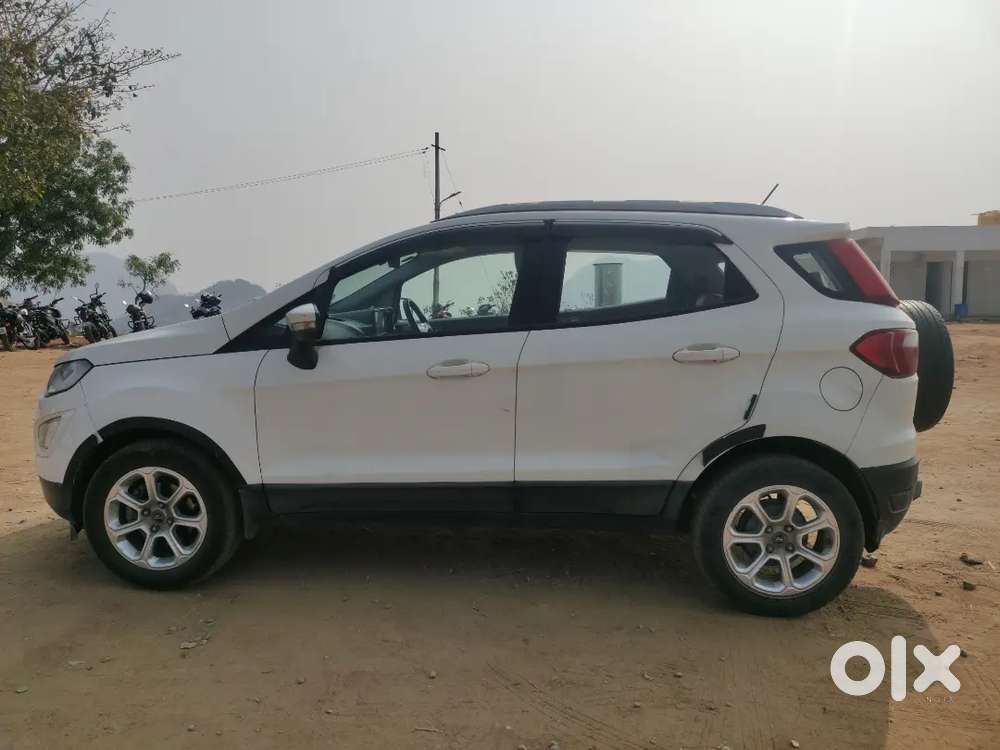 Ford Ecosport 1.5(d) Titanium+mt