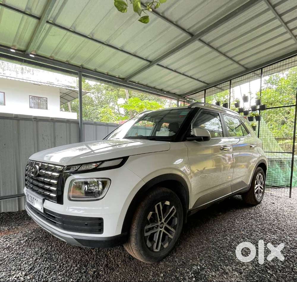 Hyundai Venue Sx Turbo Dct - Top End (only 22,791 Km)