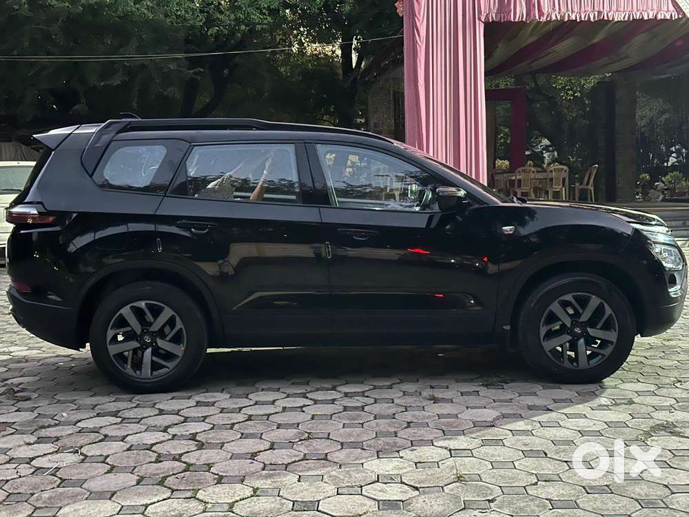 Tata Safari 2.0 Xz Plus Dark Edition, 2022, Diesel