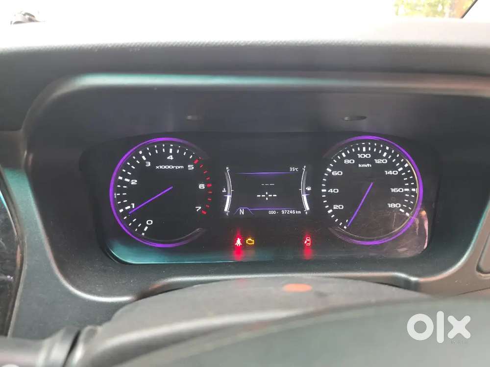 Mahindra Marazzo 2019 Diesel 97000 Km Driven