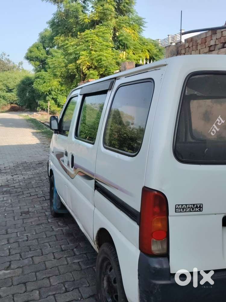 Maruti Eeco Hybrid 2012