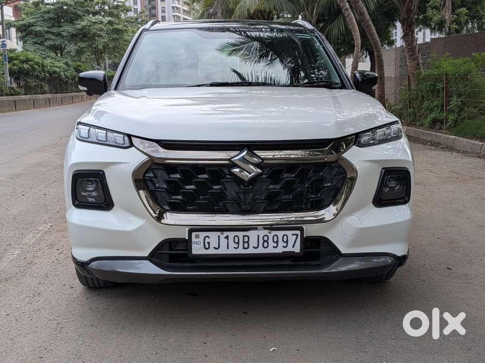 Maruti Suzuki Grand Vitara 1.5 Alpha Smart Hybrid Dual Tone, 2024, P..