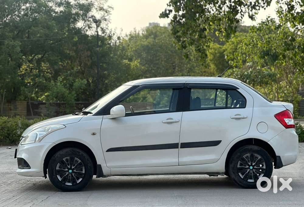 Maruti Suzuki Dzire 1.2 Vxi Cng, 2017, Cng & Hybrids